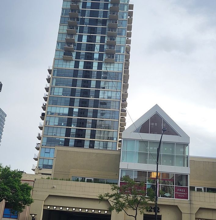 1st image of 1212 N Lasalle St #2104
