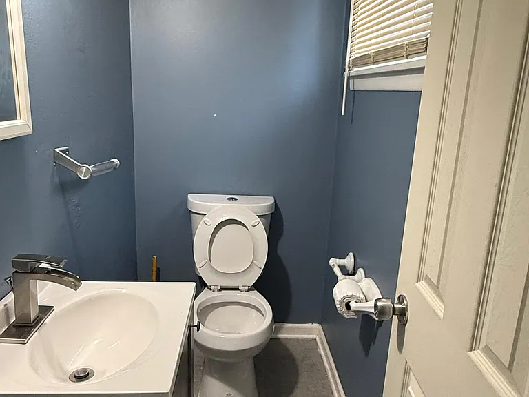 29841 Everett St — Photo 7