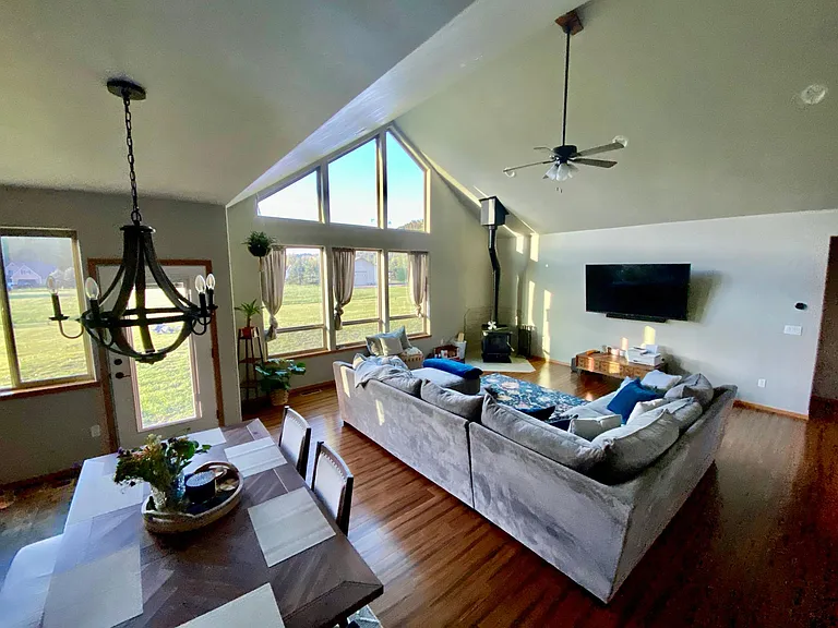403 Bottle Bay Rd — Photo 9