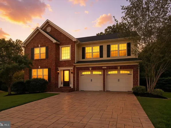 2631 Academic Ct, Waldorf, MD 20603