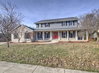 775 Country Manor Dr, Decatur, IL 62521