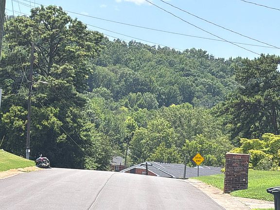 5th image of 2442 Golden Pines Ln SW