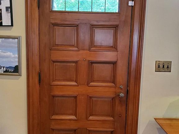 5th image of 1823 Kinneys Ln
