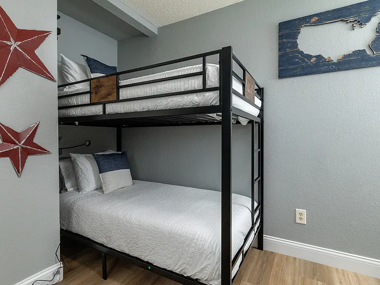Bedroom #3 with 1 Full Bed and 3 Twin Beds