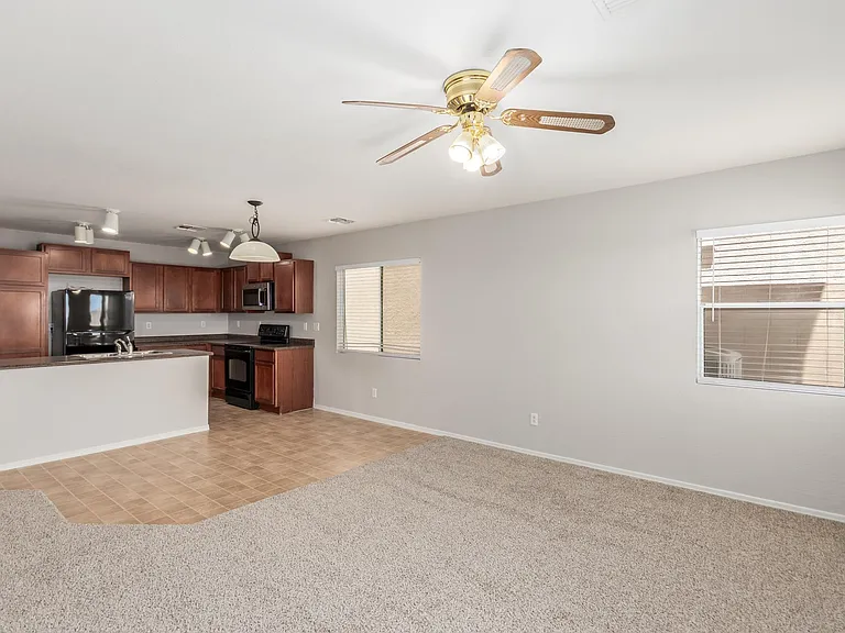 5179 E Silverbell Rd — Photo 12