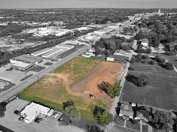 2nd image of W Main St