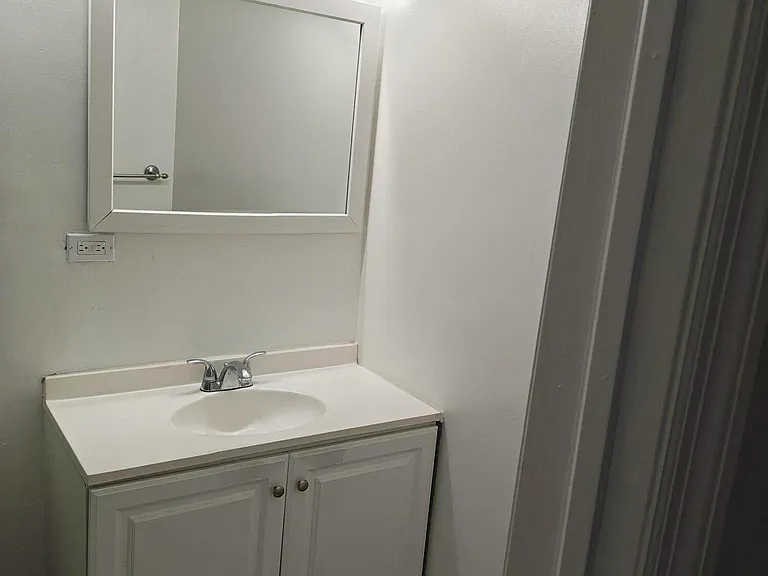 2238 Van Buren St #4 — Photo 4