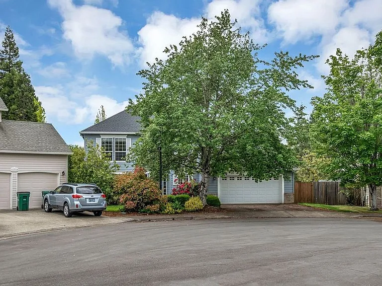 16742 NW Dublin Ct — Photo 37