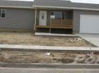 1010 17th Ave SW, Aberdeen, SD 57401