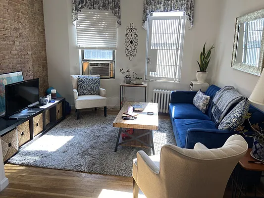 Rented by Corcoran | media 7