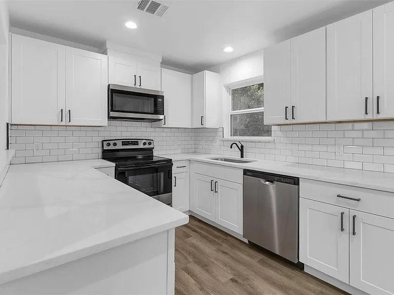 179 Mill St — Photo 9