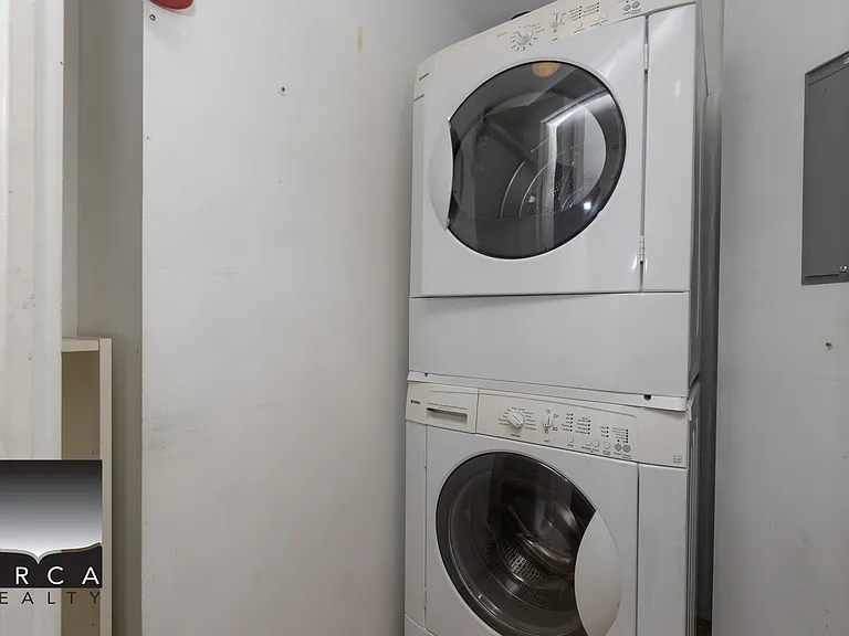 120 W 2nd St #2401 — Photo 15