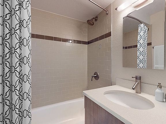 5th image of 1320 Garfield St APT 102