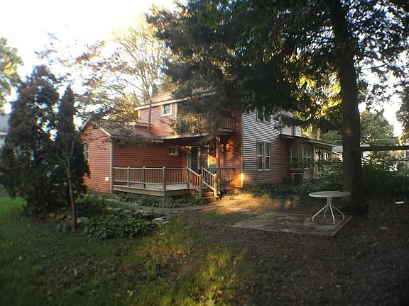 3rd image of 81 Woodworth Ave