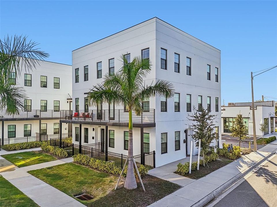 1st image of 2724 5TH AVENUE S