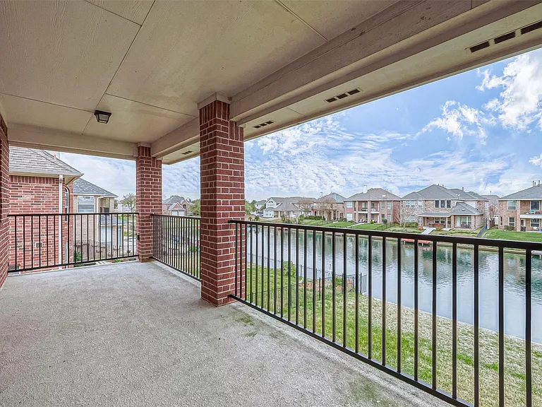 18118 Billabong Crescent Ct — Photo 40
