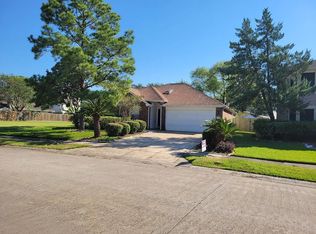 3007 Glencullen Ln, Pearland, TX 77584