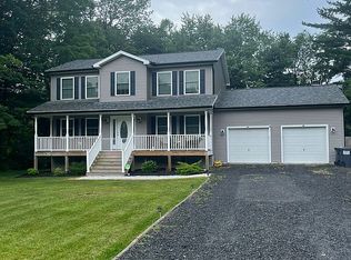 128 Maple Ave, Stroudsburg, PA 18360