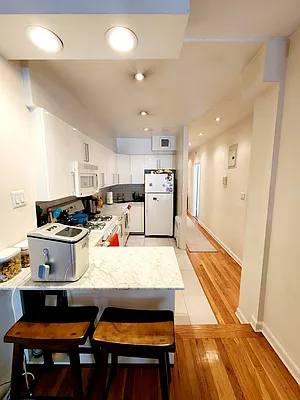Rented by Oxford Property Group | media 7
