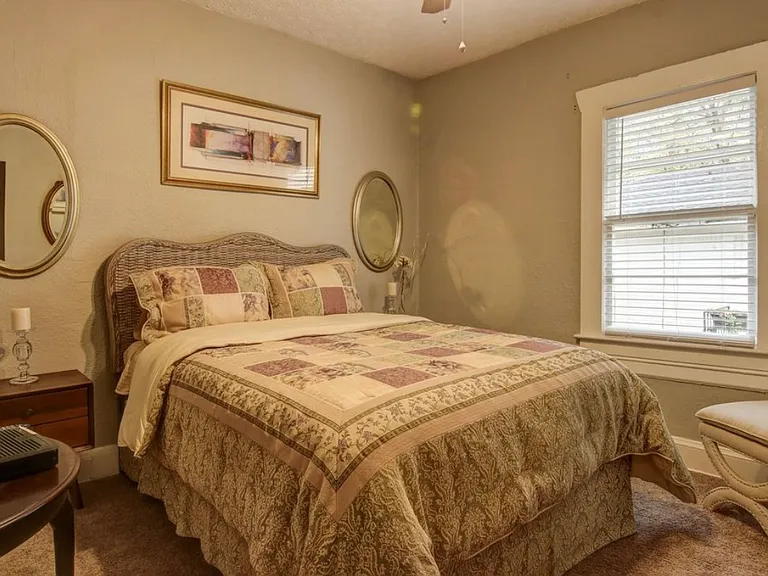 1837 Dorsey Ave — Photo 6