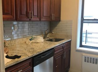 13976 85th Dr APT 1D, Briarwood, NY 11435