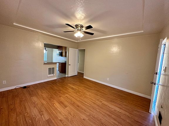 3rd image of 6527B Bear Ave