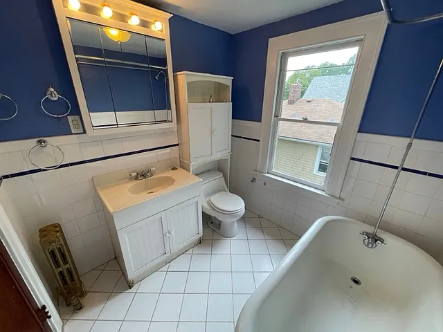 133 W Rock Ave #2 — Photo 5