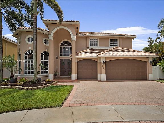 4th image of 2500 NW 124th Ave