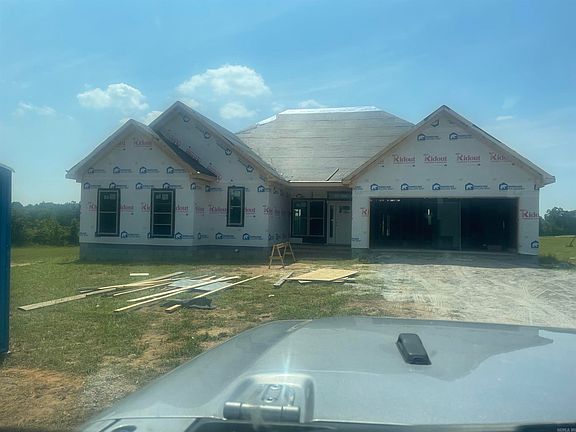 2nd image of 61 Vilanco Ln