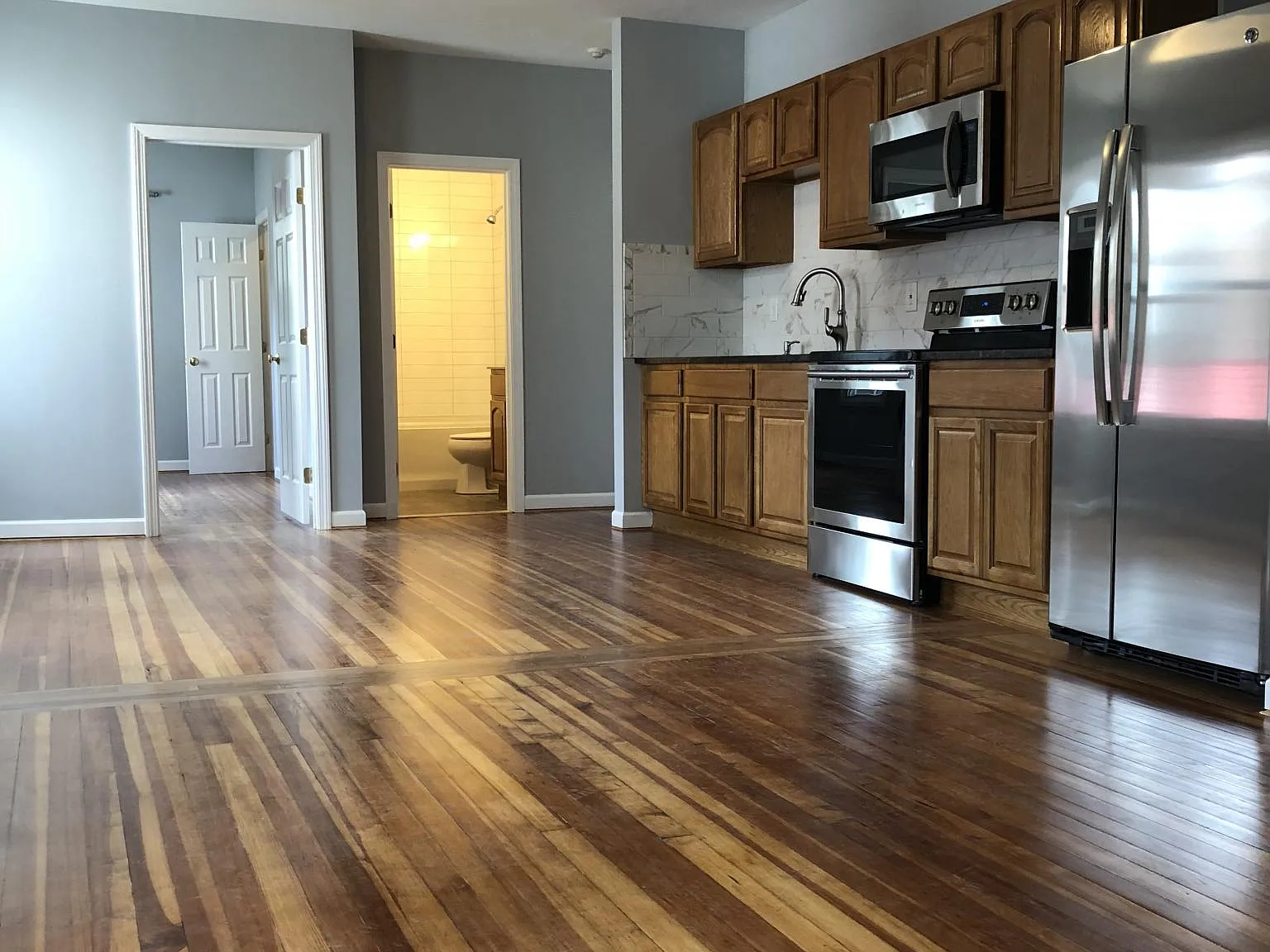 2 bed, 1000 sqft, $975 — Photo 3