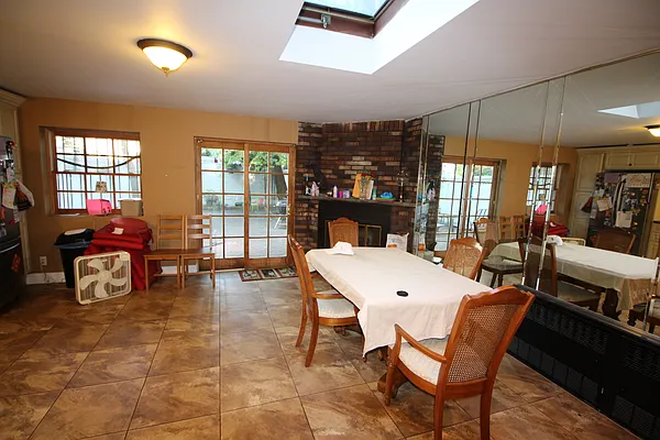 Rented by Brooklyn Real Inc | media 24