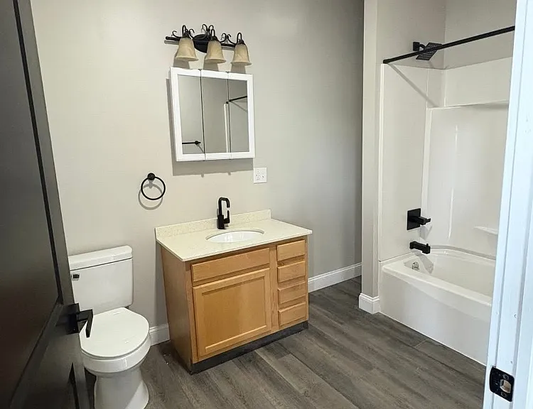 188 Main St #1-10 — Photo 10