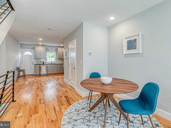 5th image of 2031 S Darien St