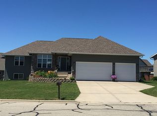 624 Campion Ct, Evansville, WI