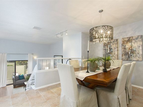 5th image of 3283 Caminito Eastbluff Unit 194