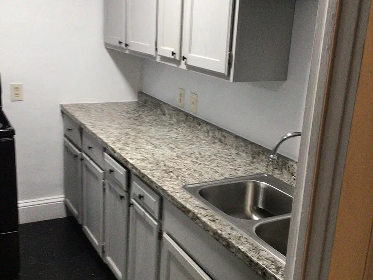 29 Fawn Ave #B — Photo 4