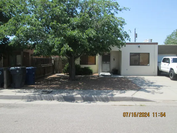 316 Shannon Pl NW #1, Albuquerque, NM 87107