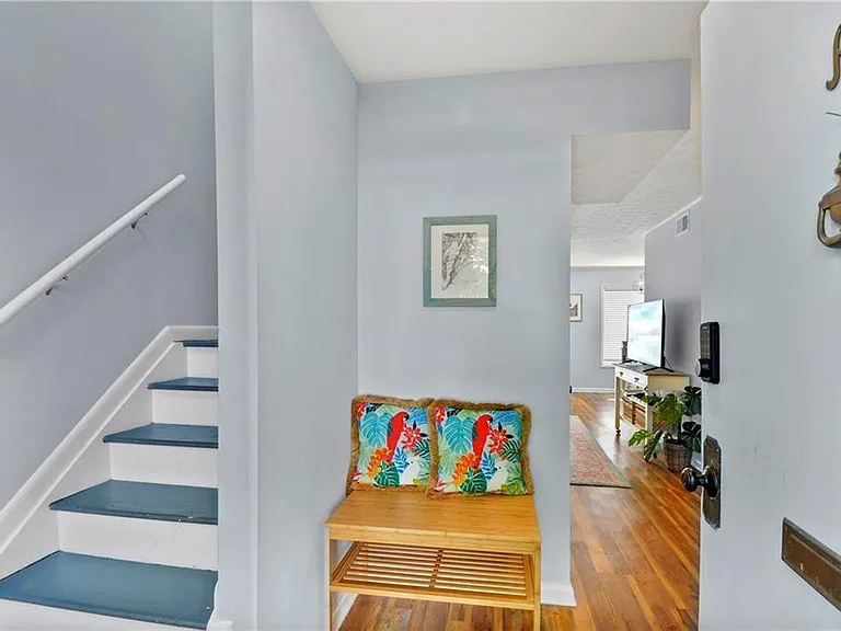 807 Mallery St #A — Photo 3