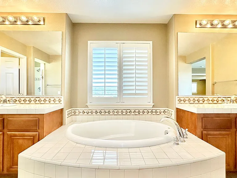 27536 Pinyon St — Photo 36