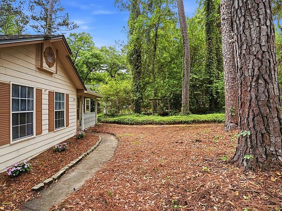 4th image of 1611 Flint Ridge Ln