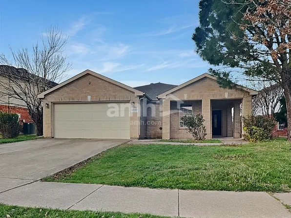 13723 High Mesa Rd, Fort Worth, TX 76114