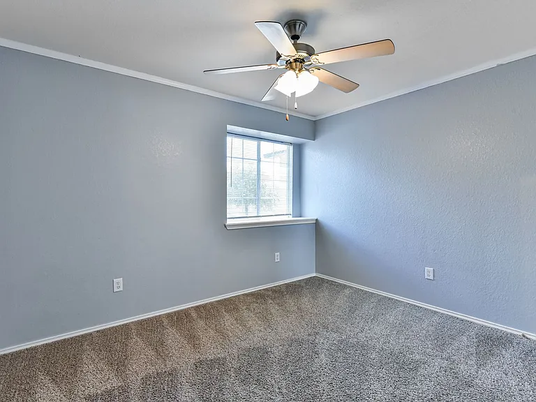 4600 Donegal Bay Ct — Photo 21