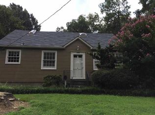 2881 Walker Ave, Memphis, TN 38111