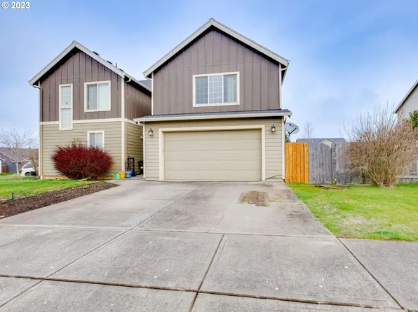 1019 Basil St, Silverton, OR 97381
