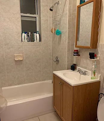 Rented by Voro, LLC | media 6