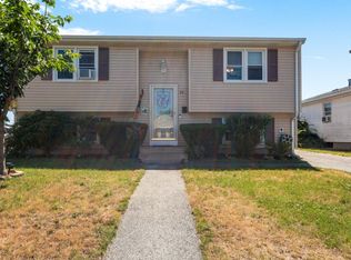 24 Field St, Pawtucket, RI 02860