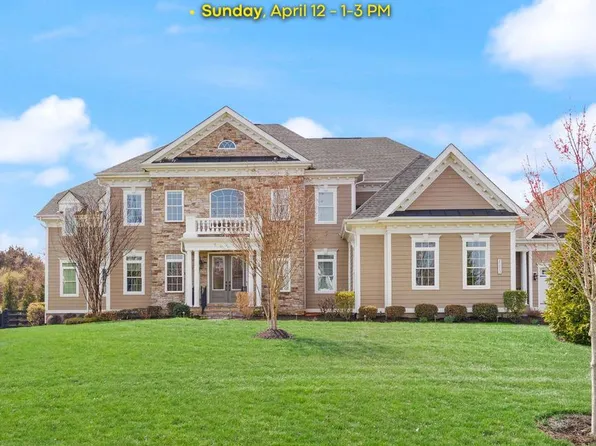 25873 Cameron Walk Pl, Aldie, VA 20105