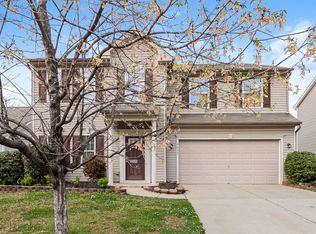 9035 Goldfields Dr, Charlotte, NC 28227