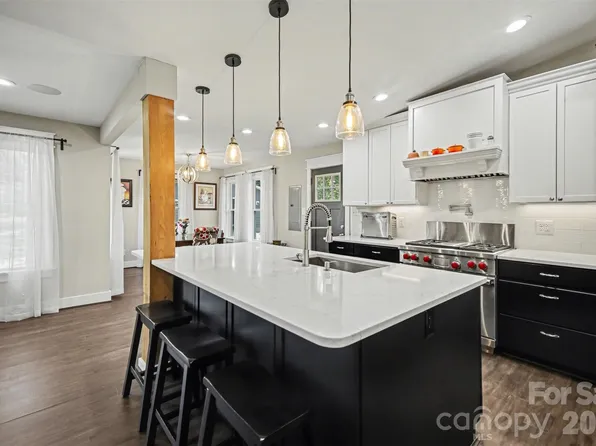 4629 Halstead Dr, Charlotte, NC 28209