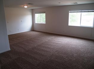 33130 Campus Ln, Cathedral City, CA 92234